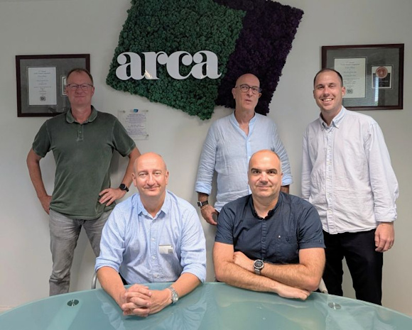 The members of the Concordia Labels IT Committee pictured during their summer meeting at Arca Etichette S.p.A. in Milan, Italy. (L-R) are Marco Oude Nijeweme of Eshuis BV | Dalfsen, Dr Adrian Steele of Mercian Labels, Andrea Garagiola of Arca Etichette S.p.A., Xavier Gubianas from IPE Labels & Sleeves and Michael Dür from Etiketten CARINI GmbH.